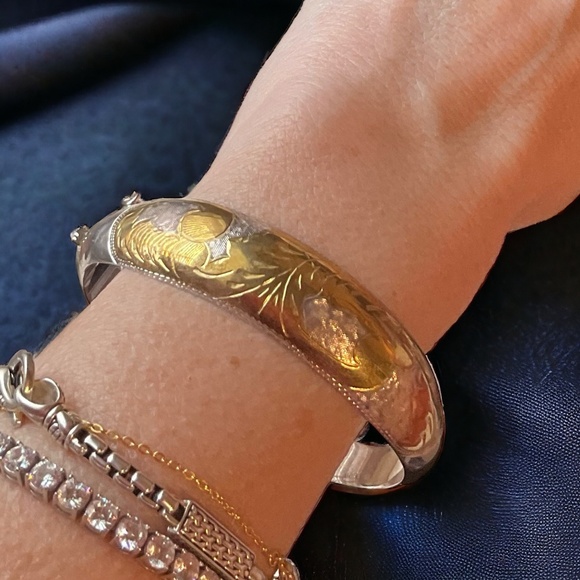 SOLID STERLING Silver ViNTAGE BANGLE Bracelet in 7” width - Picture 3 of 3